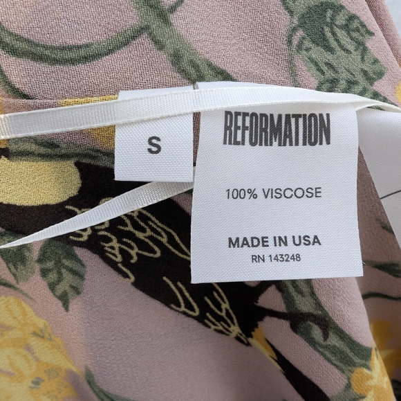 Reformation aero dress in conga - Picture 6 of 7